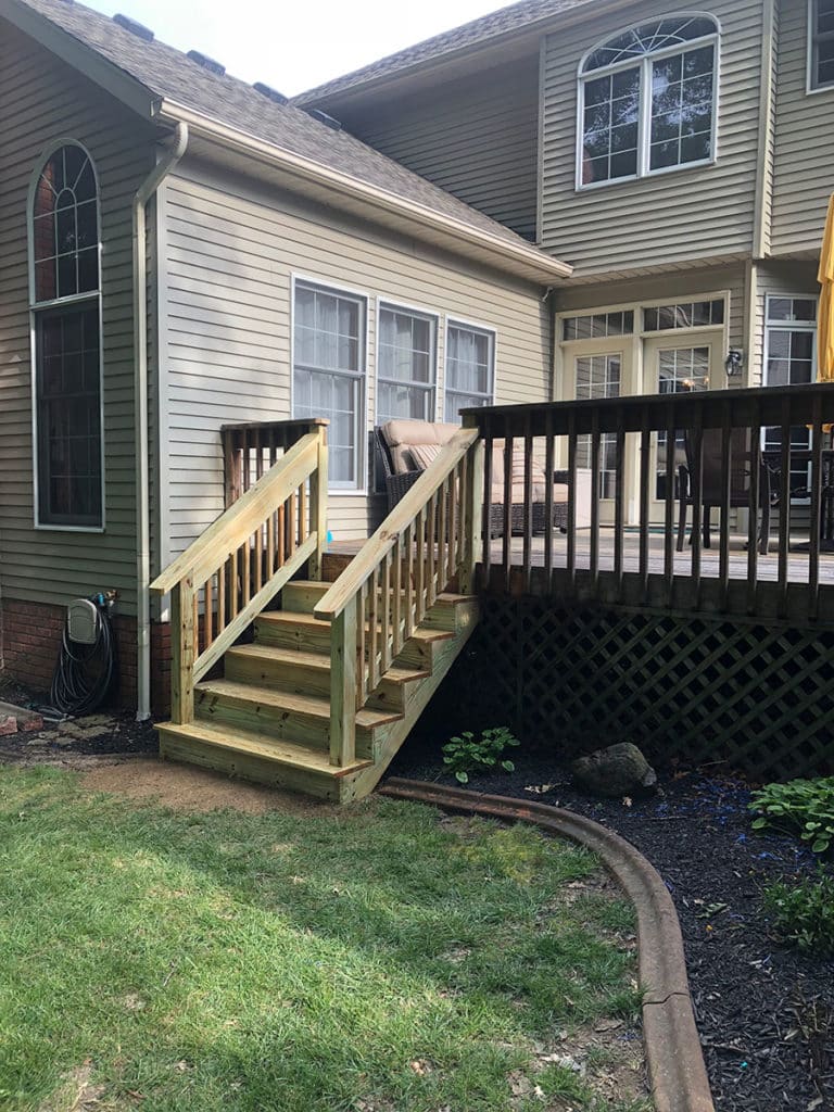 Cleveland, OH custom deck steps