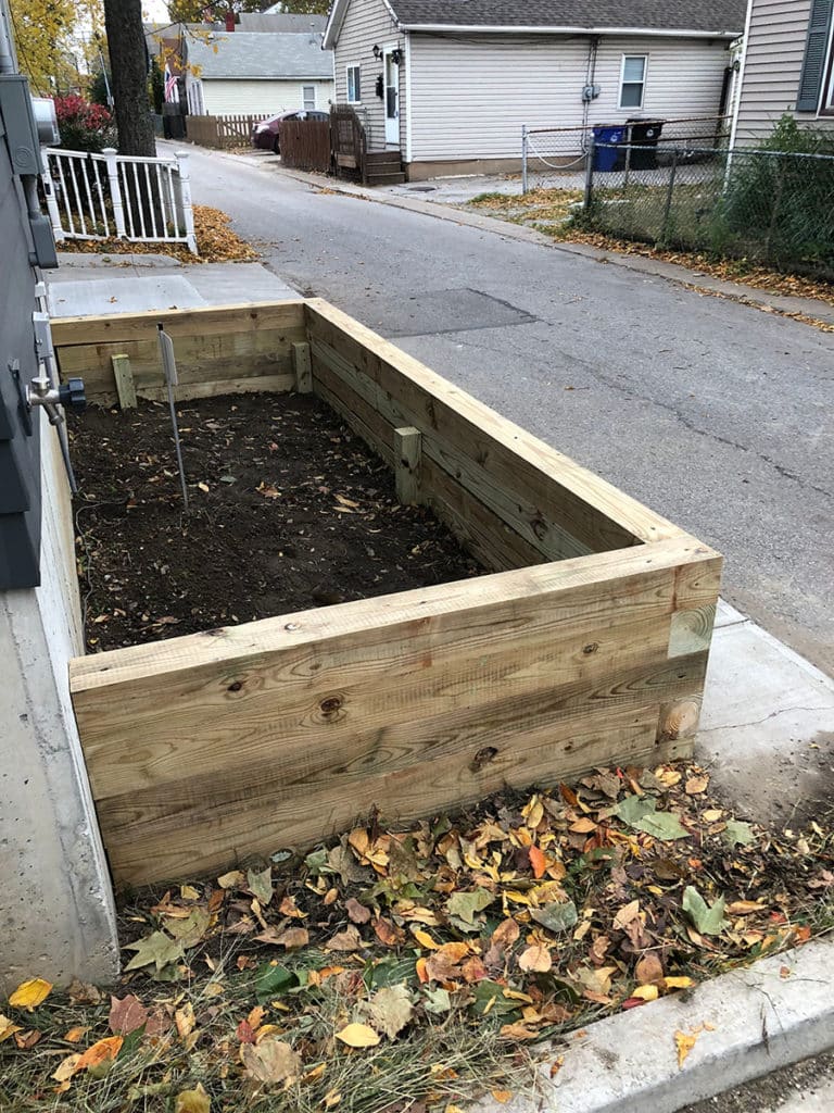 Cleveland, OH flower bed construction