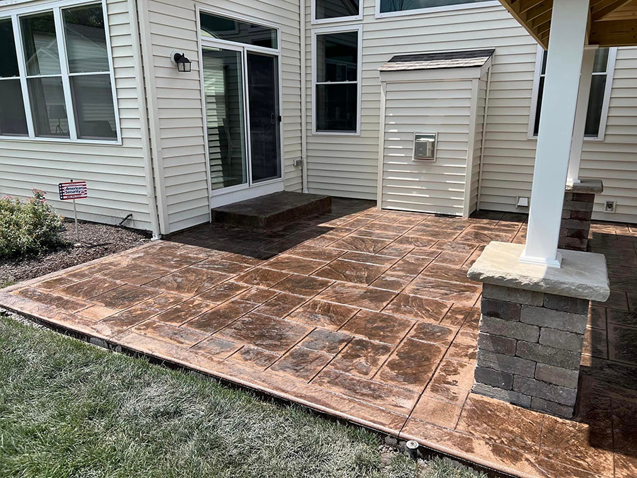 Backyard stamped concrete patio service Cleveland, OH