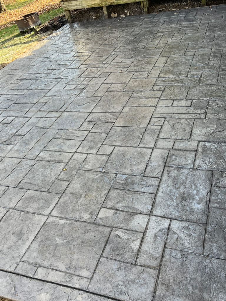 Cleveland, OH decorative concrete contractor