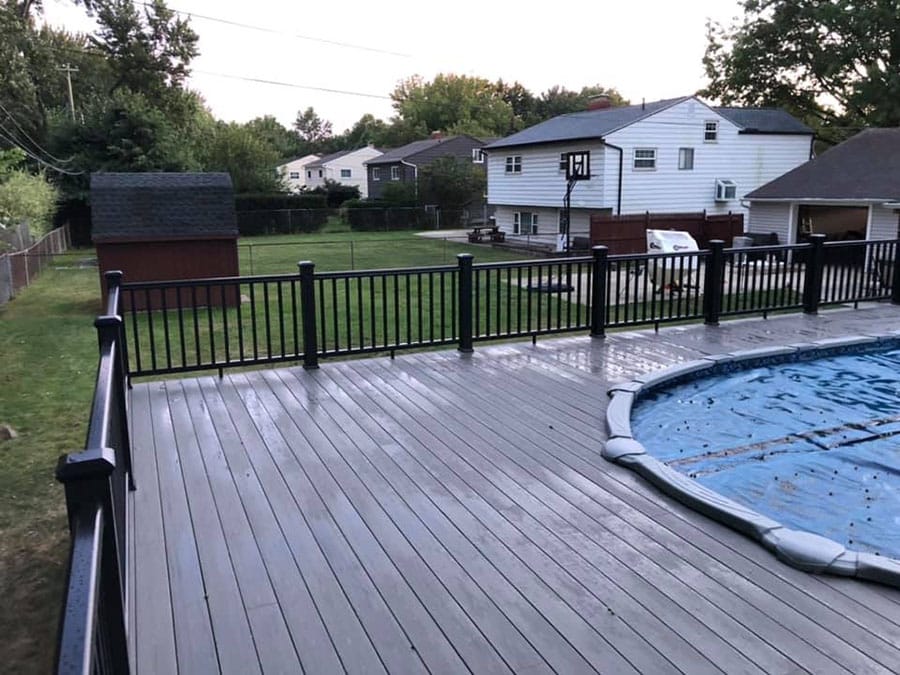 Cleveland, OH modern deck construction company