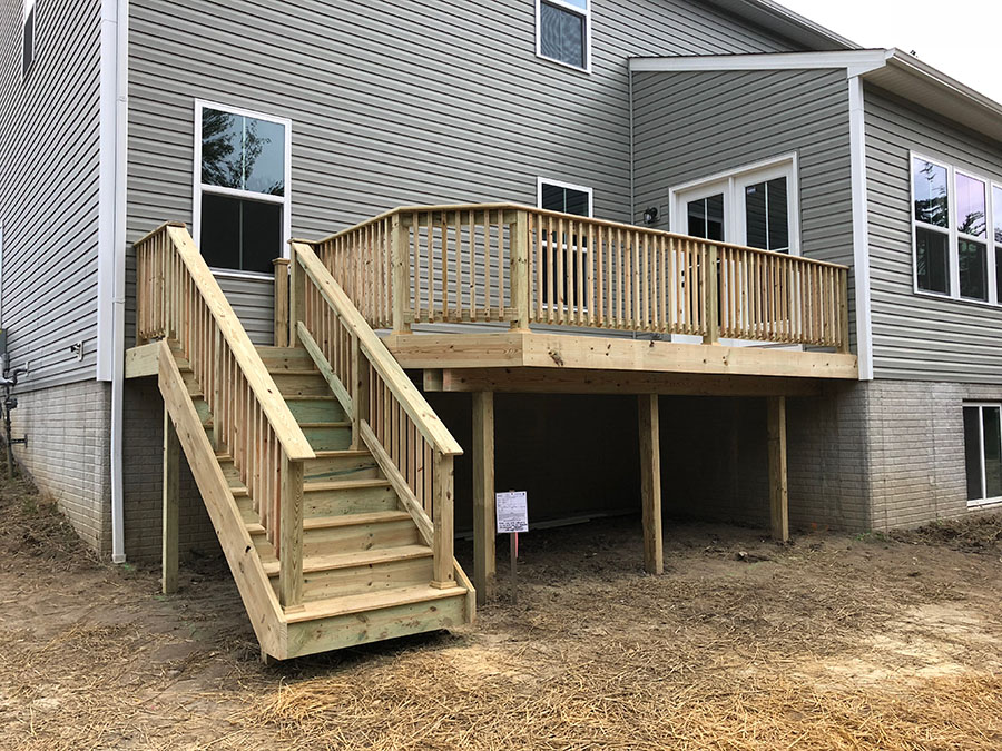 Deck construction company Cleveland, OH
