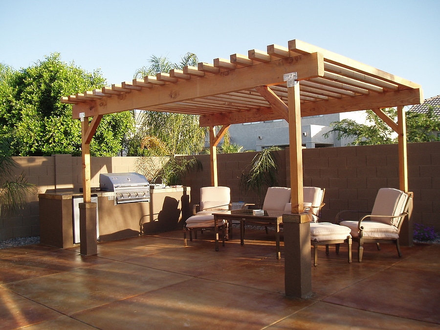 How to Create a Functional and Stylish Outdoor Entertaining Area